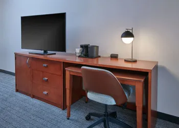 Courtyard by Marriott Detroit Livonia hotel thumbnail 8
