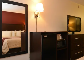 Red Roof Inn Cookeville - Tennessee Tech hotel thumbnail 4