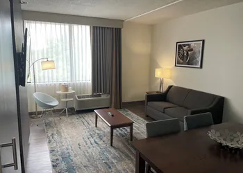 St. Louis Airport Hotel hotel thumbnail 6