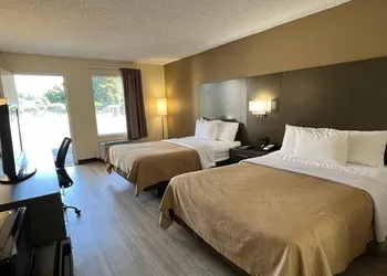 Rodeway Inn Walterboro I-95 hotel thumbnail 3