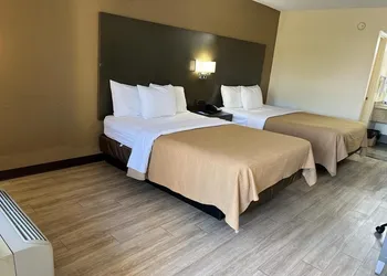 Rodeway Inn Walterboro I-95 hotel thumbnail 6