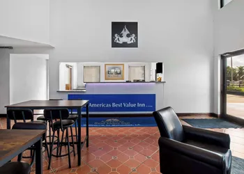 Americas Best Value Inn Gonzales hotel thumbnail 5