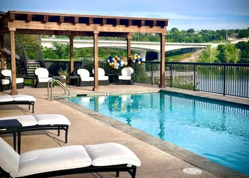 Hidden Falls Inn hotel thumbnail 4