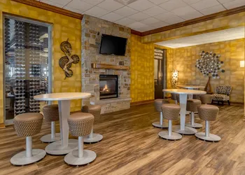 El Rancho Hotel hotel thumbnail 5
