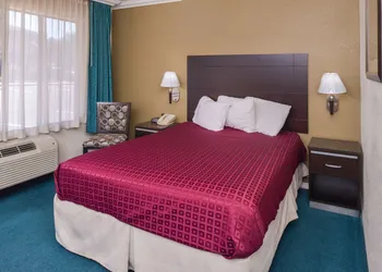 Atascadero Inn hotel thumbnail 5