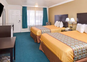 Atascadero Inn hotel thumbnail 8