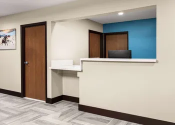 Days Inn by Wyndham Washington Court House hotel thumbnail 2