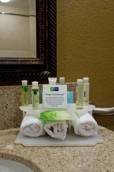 Holiday Inn Express Hotel & Suites Oxford by IHG hotel detail image 6