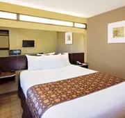 Microtel Inn & Suites by Wyndham Prairie du Chien hotel detail image 4