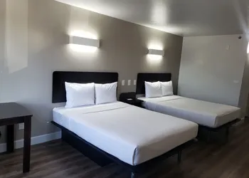 Motel 6 Hesperia, CA - West Main Street I-15 hotel thumbnail 5