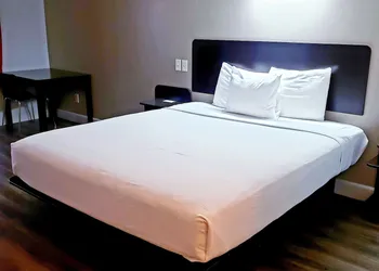 Motel 6 Hesperia, CA - West Main Street I-15 hotel thumbnail 6