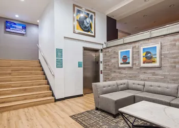 Best Western JFK Airport Hotel hotel thumbnail 2