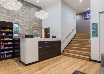 Best Western JFK Airport Hotel hotel thumbnail 3