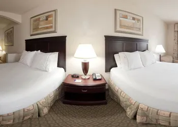 Holiday Inn Express Hotel & Suites Corsicana by IHG hotel thumbnail 5