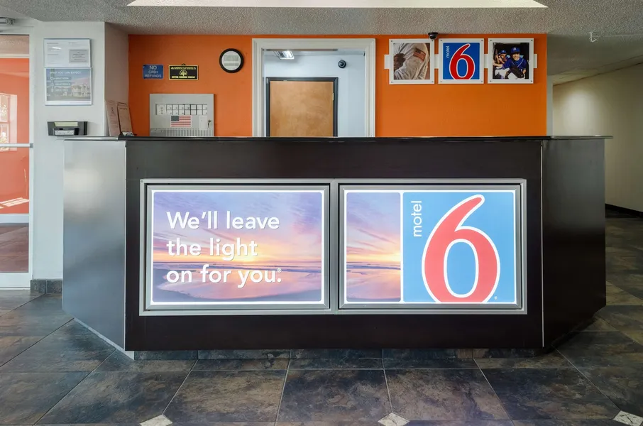 Motel 6 Mobile, AL hotel detail image 6