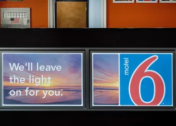 Motel 6 Mobile, AL hotel thumbnail 7