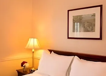 Penn's View Hotel hotel thumbnail 4