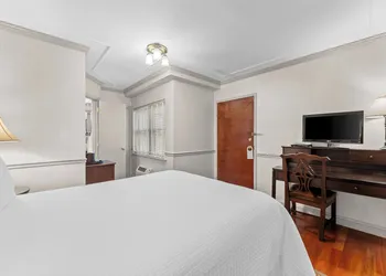 Penn's View Hotel hotel thumbnail 6