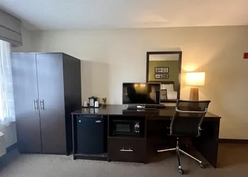 SureStay by Best Western Roseburg hotel thumbnail 8