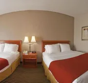 Holiday Inn Express Hotel & Suites Tell City by IHG hotel detail image 4