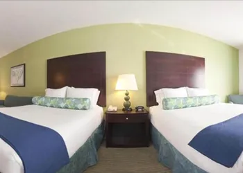 Holiday Inn Express Hotel & Suites Graham by IHG hotel thumbnail 7