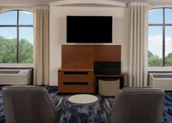 Fairfield Inn & Suites Atlanta Airport South/Sullivan Road hotel thumbnail 7