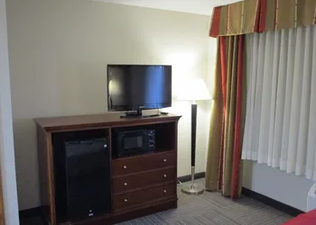 Ramada by Wyndham Platte City KCI Airport hotel thumbnail 7
