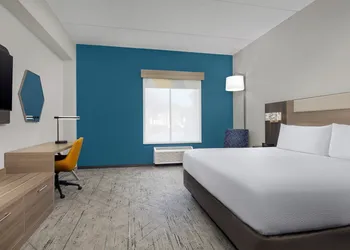 Holiday Inn Express Hotel & Suites Greensboro Airport Area by IHG hotel thumbnail 6
