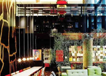 citizenM New York Times Square hotel thumbnail 3