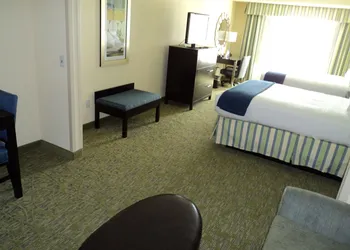 Holiday Inn Express Hotel and Suites Scranton by IHG hotel thumbnail 2