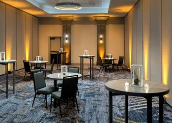 Boston Marriott Peabody hotel thumbnail 4