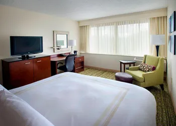 Boston Marriott Peabody hotel thumbnail 5