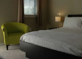 Haven Point Inn and Gallery hotel thumbnail 5