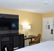 Baymont by Wyndham Macon I-75 hotel detail image 4