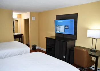Baymont by Wyndham Macon I-75 hotel thumbnail 7