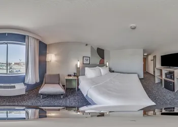 Spark by Hilton Moline Quad Cities hotel thumbnail 6