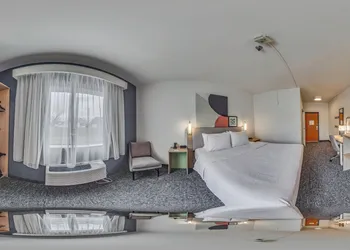 Spark by Hilton Moline Quad Cities hotel thumbnail 8