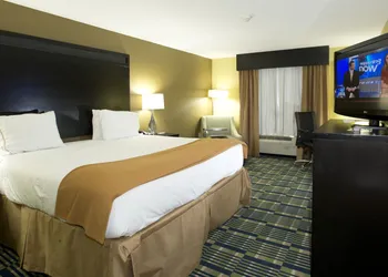Holiday Inn Express & Suites Morrilton by IHG hotel thumbnail 2