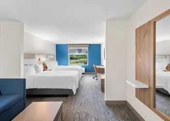 Holiday Inn Express & Suites Morrilton by IHG hotel thumbnail 6