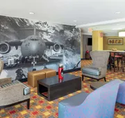 La Quinta Inn & Suites by Wyndham Warner Robins - Robins AFB hotel detail image 5
