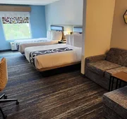 La Quinta Inn & Suites by Wyndham Warner Robins - Robins AFB hotel detail image 7