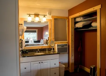 Hotel Estes hotel thumbnail 4