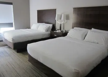 Holiday Inn Express & Suites Lake Placid by IHG hotel thumbnail 4
