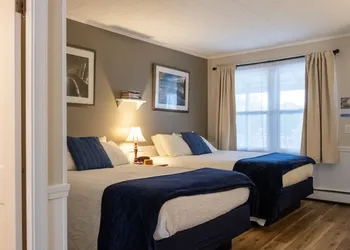 Highland Lake Resort hotel thumbnail 6