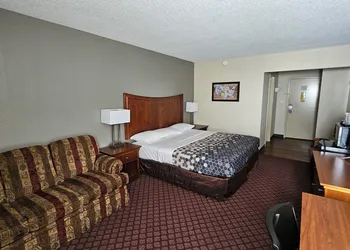 Greenstay Hotel Joplin Missouri hotel thumbnail 8