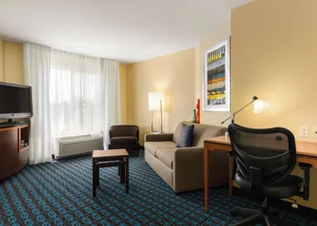 Fairfield Inn & Suites by Marriott Weirton hotel thumbnail 5