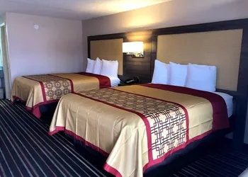 Legacy Inn Sumner hotel thumbnail 4