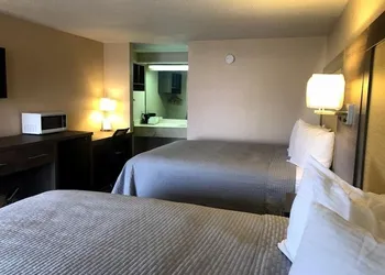 Legacy Inn Sumner hotel thumbnail 5
