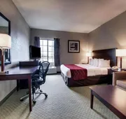 Columbia Inn & Suites hotel detail image 3
