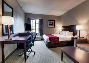 Columbia Inn & Suites hotel thumbnail 3